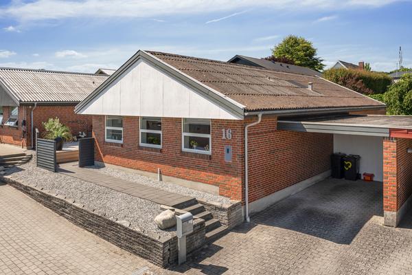 Bavnehøj 16, Visse Villa