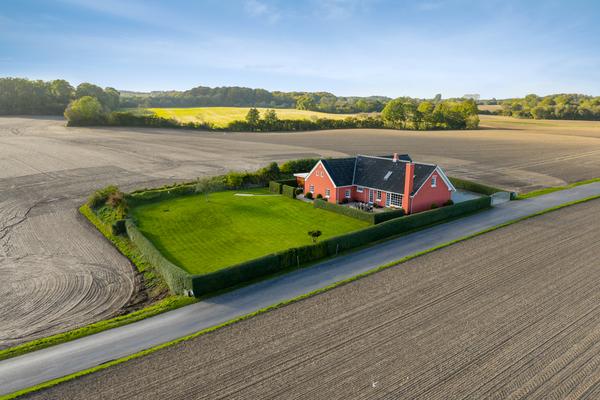 Skovsbovej 43, Nårup Villa