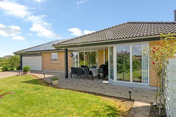 Hejsager Østertoft 9, Hejsager Villa