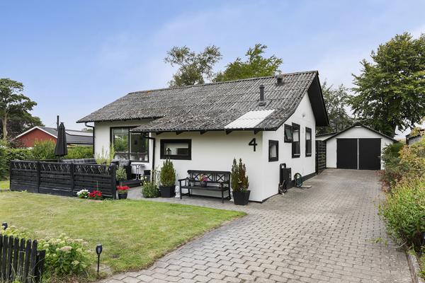 Randbyvej 4, Lillevorde Villa
