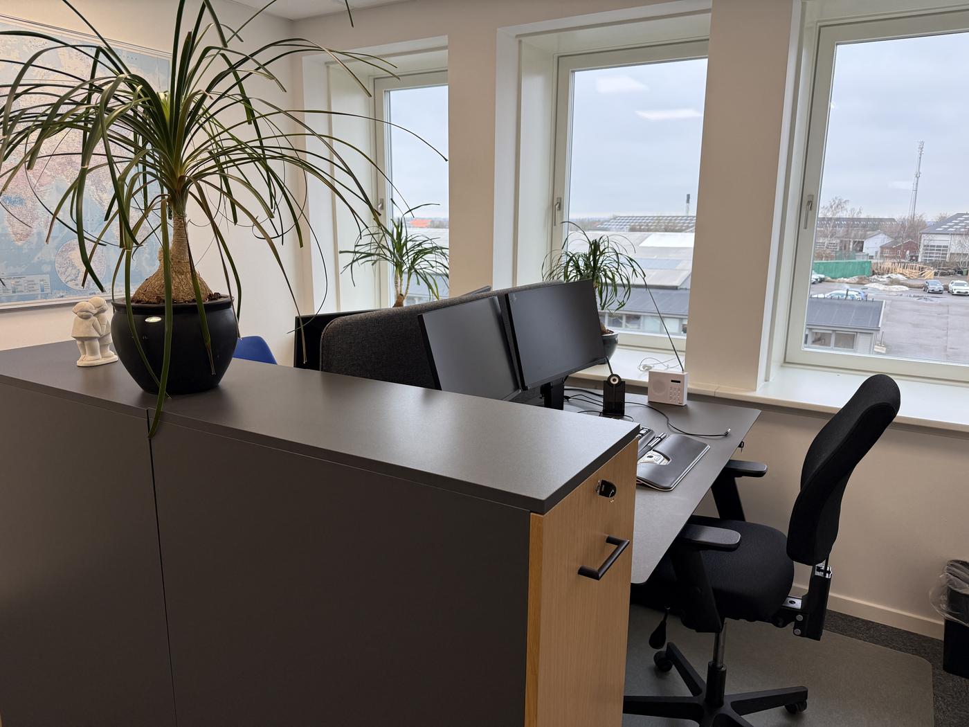 Lyst og moderne kontormiljø  velegnet til mange typer erhverv - Attraktiv placering i Slagelse tæt på motorvej og hovedvej billede 8