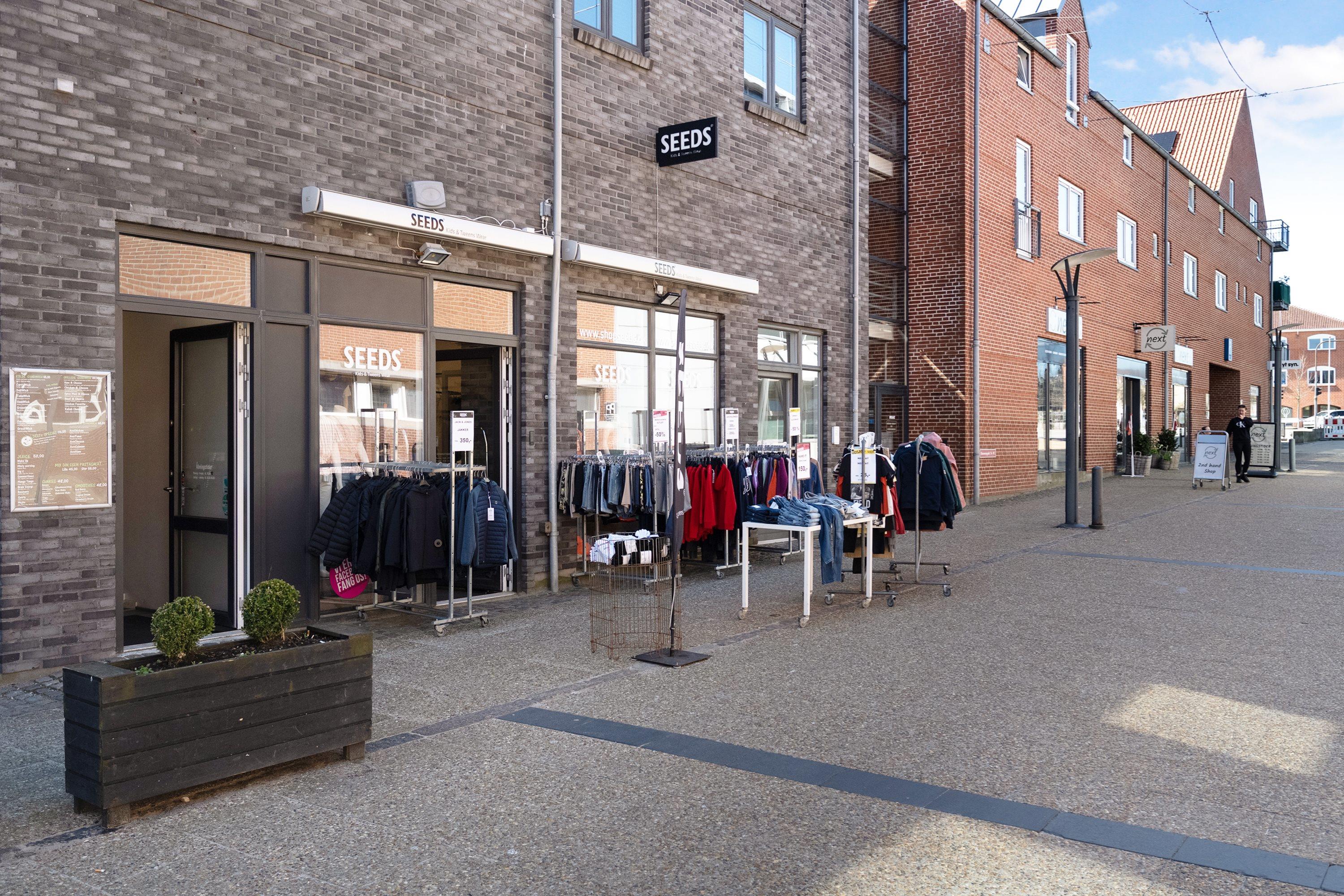 Lokal użytkowy, 285 m²