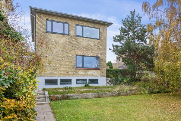 Langelinie 16,  Villa