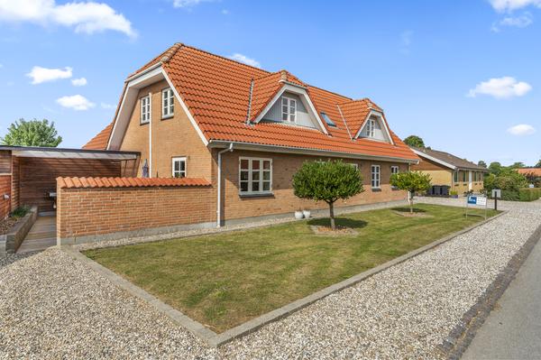 Christiansdalvej 22, Hammelev Villa