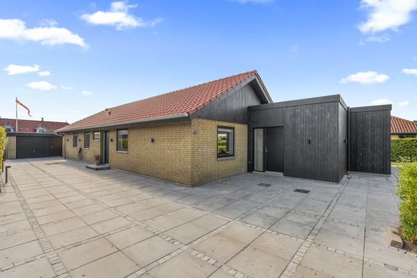 Thulesvej 13 Villa