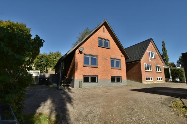 Solbakkevej 6 Villa