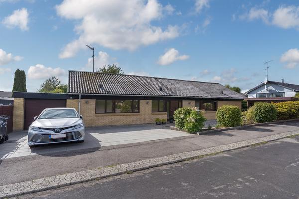 Tulipanhaven 90,  Villa