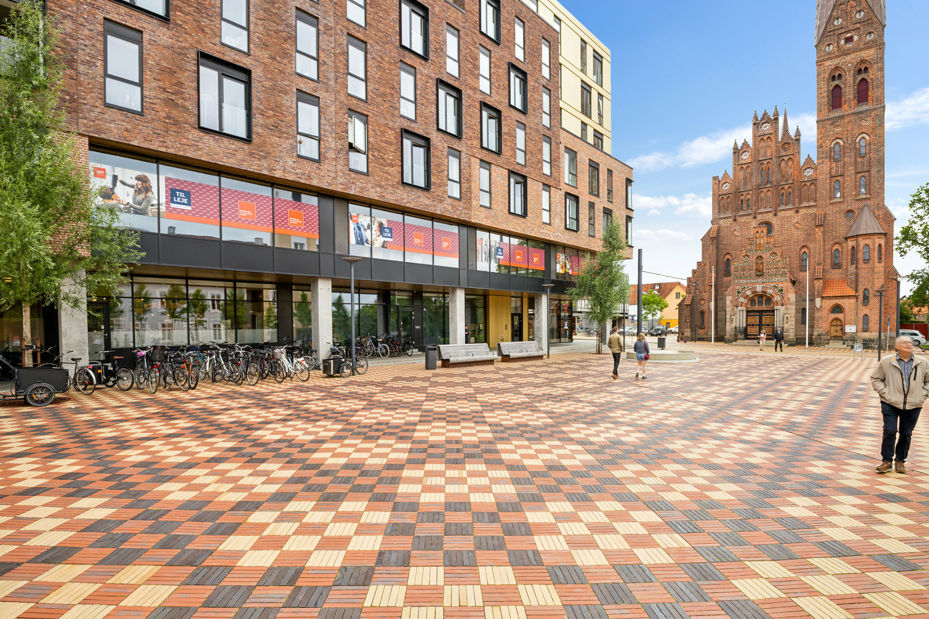 Lokal użytkowy, 124 m²