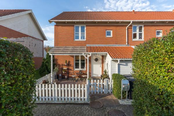 Nøddelunden 162, Lille Smørum Villa