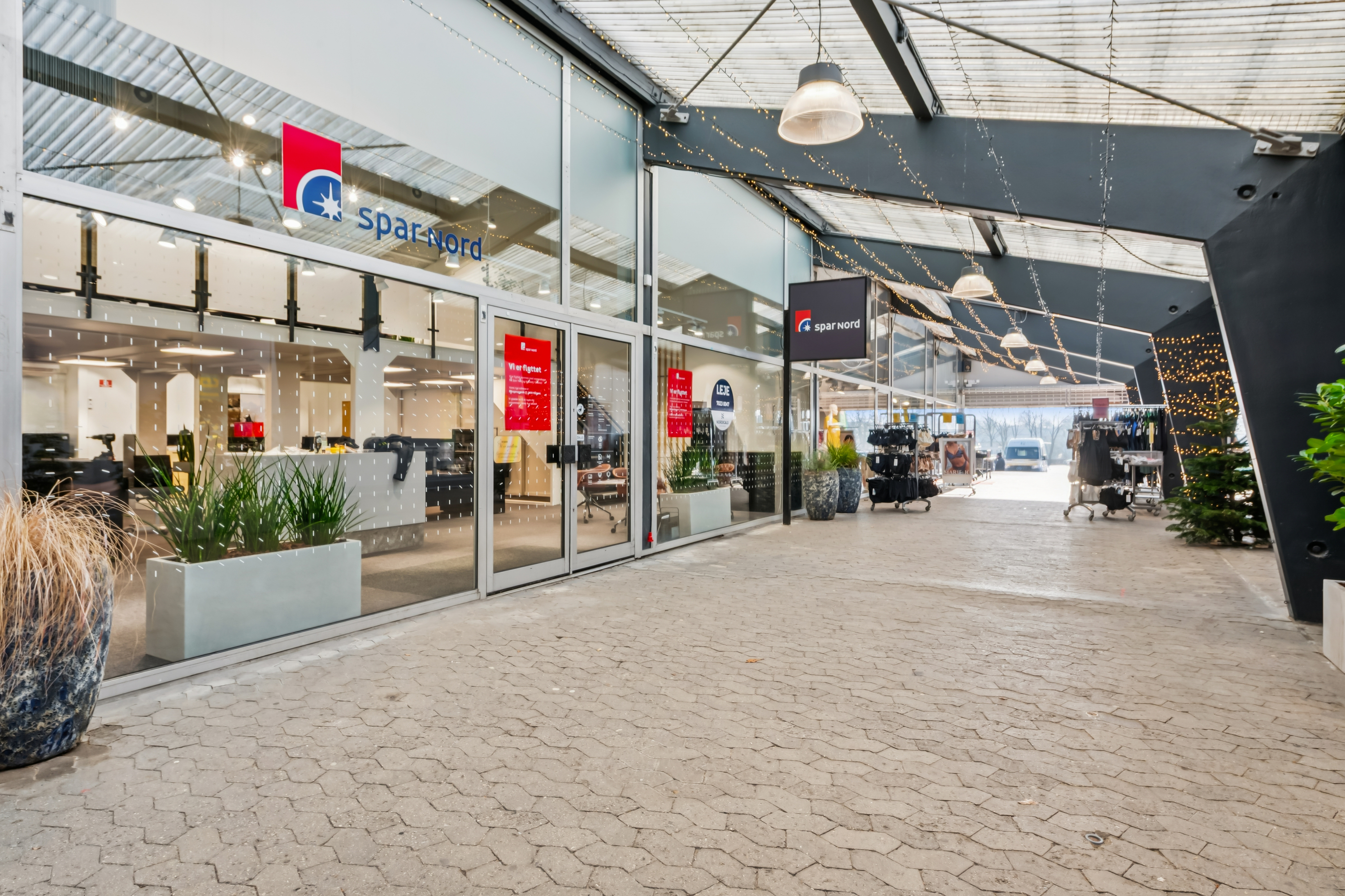Spațiu comercial, 203 m²