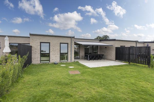 Lammeengen 6, Smørumnedre Villa