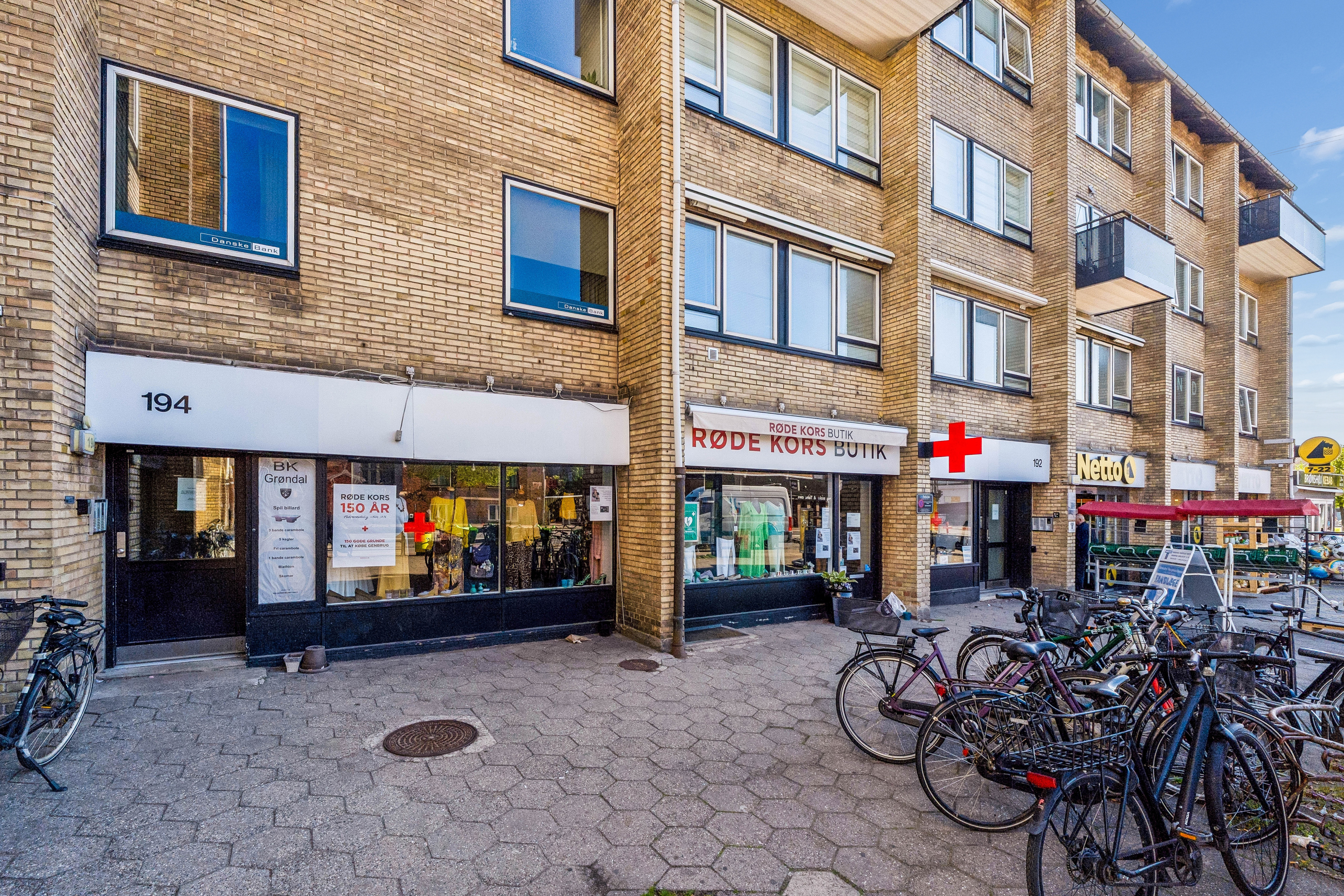 Commercial property, 782 m²