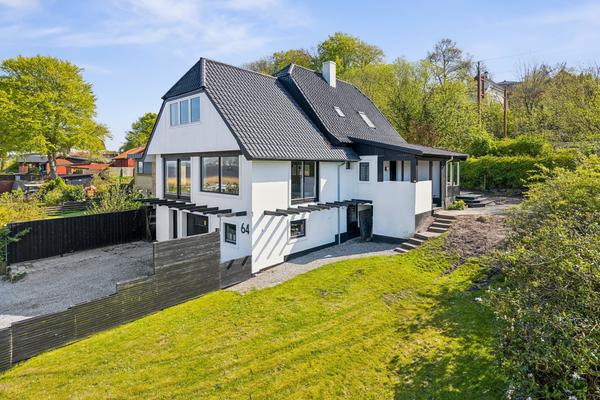 Ibæk Strandvej 64 Villa