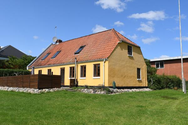 Vaarst Skolevej 8, Vaarst Villa
