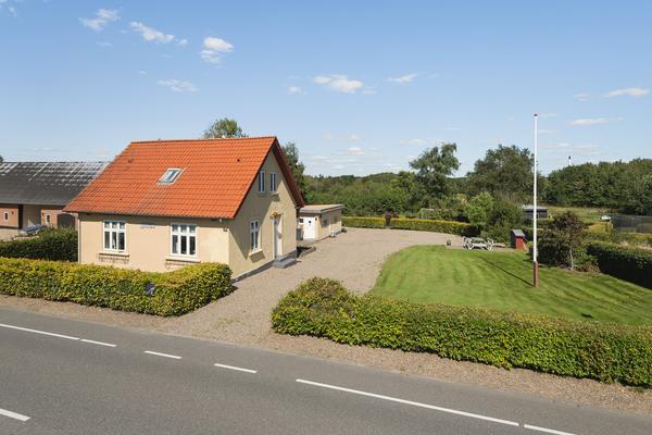 Sønderbyvej 12 Villa