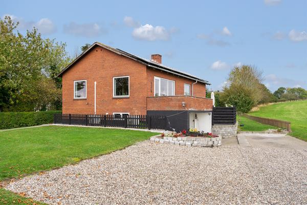 Ugebjergvej 20, Svenstrup Villa