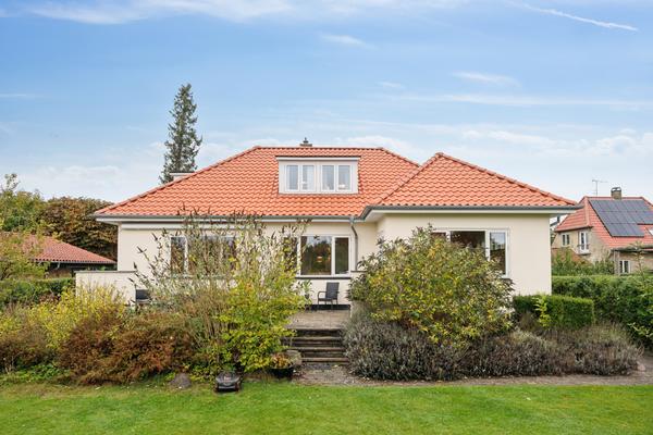 Hasselvej 2 Villa