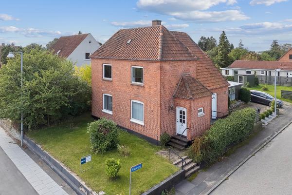 Hovedgaden 25 Villa