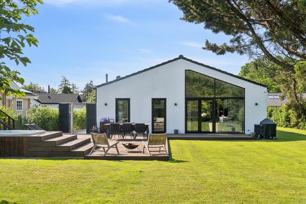 Rundvangen 22 Villa
