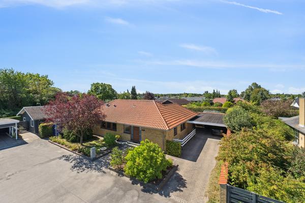 Brandsbjergvej 60,  Villa