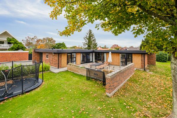 Tulipanparken 26, Stensballe Villa