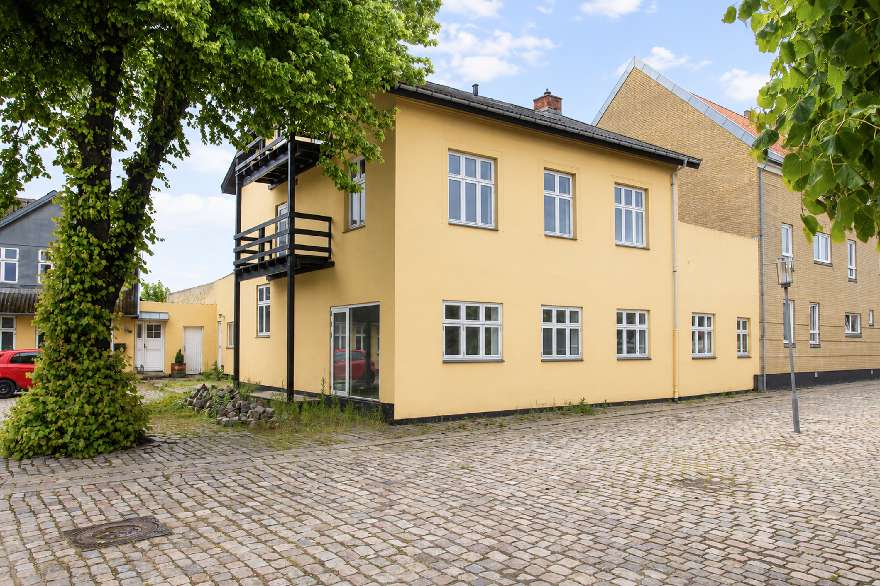 Poslovni prostor, 512 m²