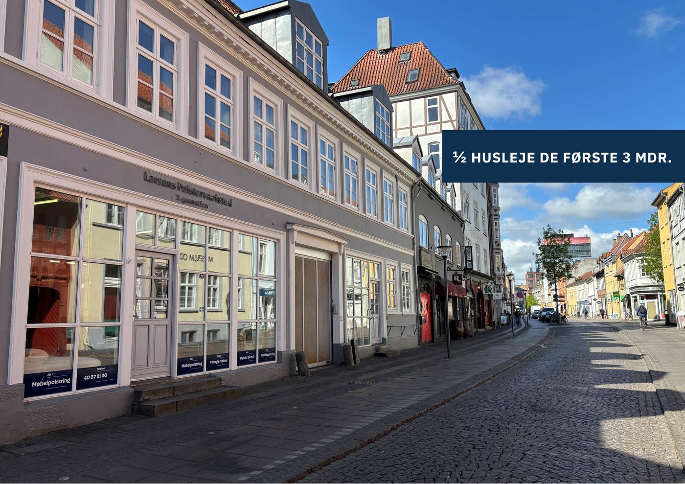 Indbydende butik i charmerende omgivelser billede 3