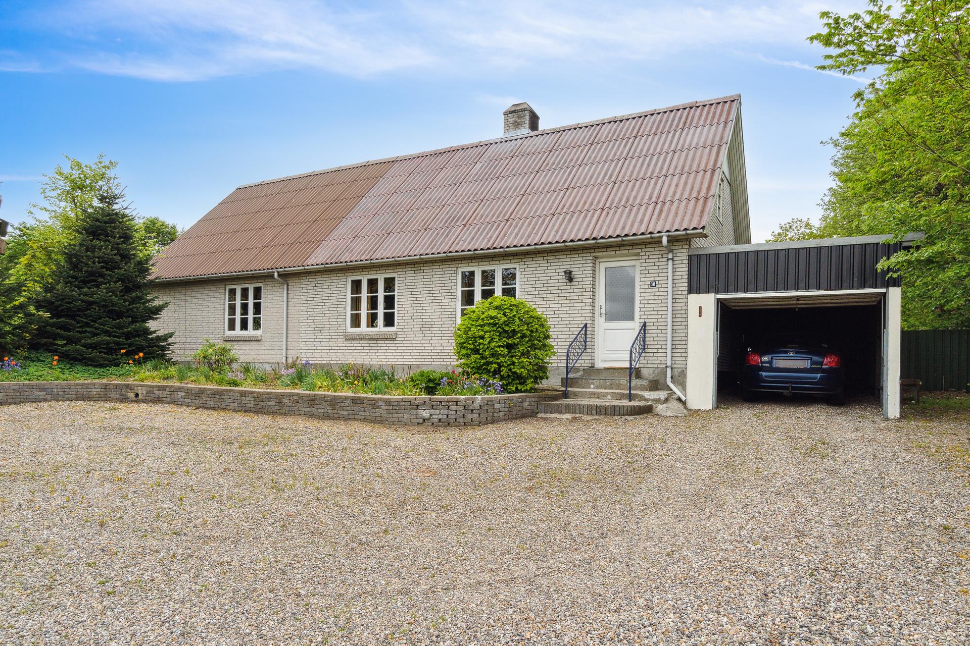 46600780 30, Strandby Villa i rolige omgivelser beliggende