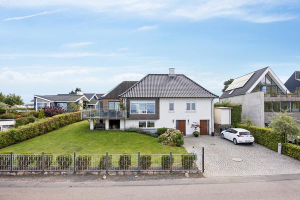 Kystvejen 70, Strøby Egede Villa