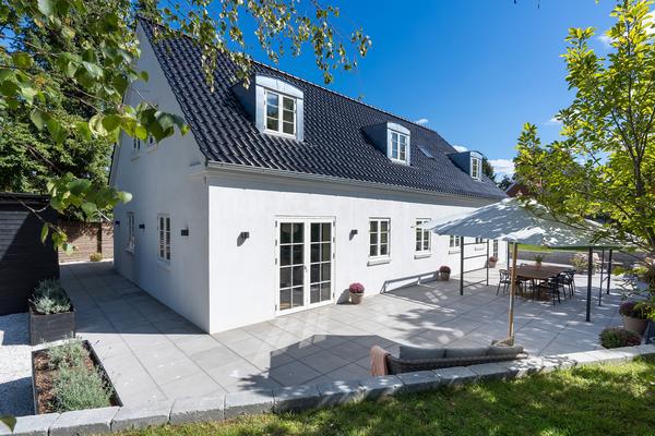 Rendebæksvej 24, Smørumnedre Villa