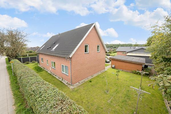 Bronzehøj 2C, Bruunshåb Villa