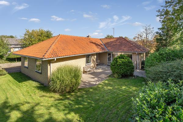 Solbakken 11 Villa