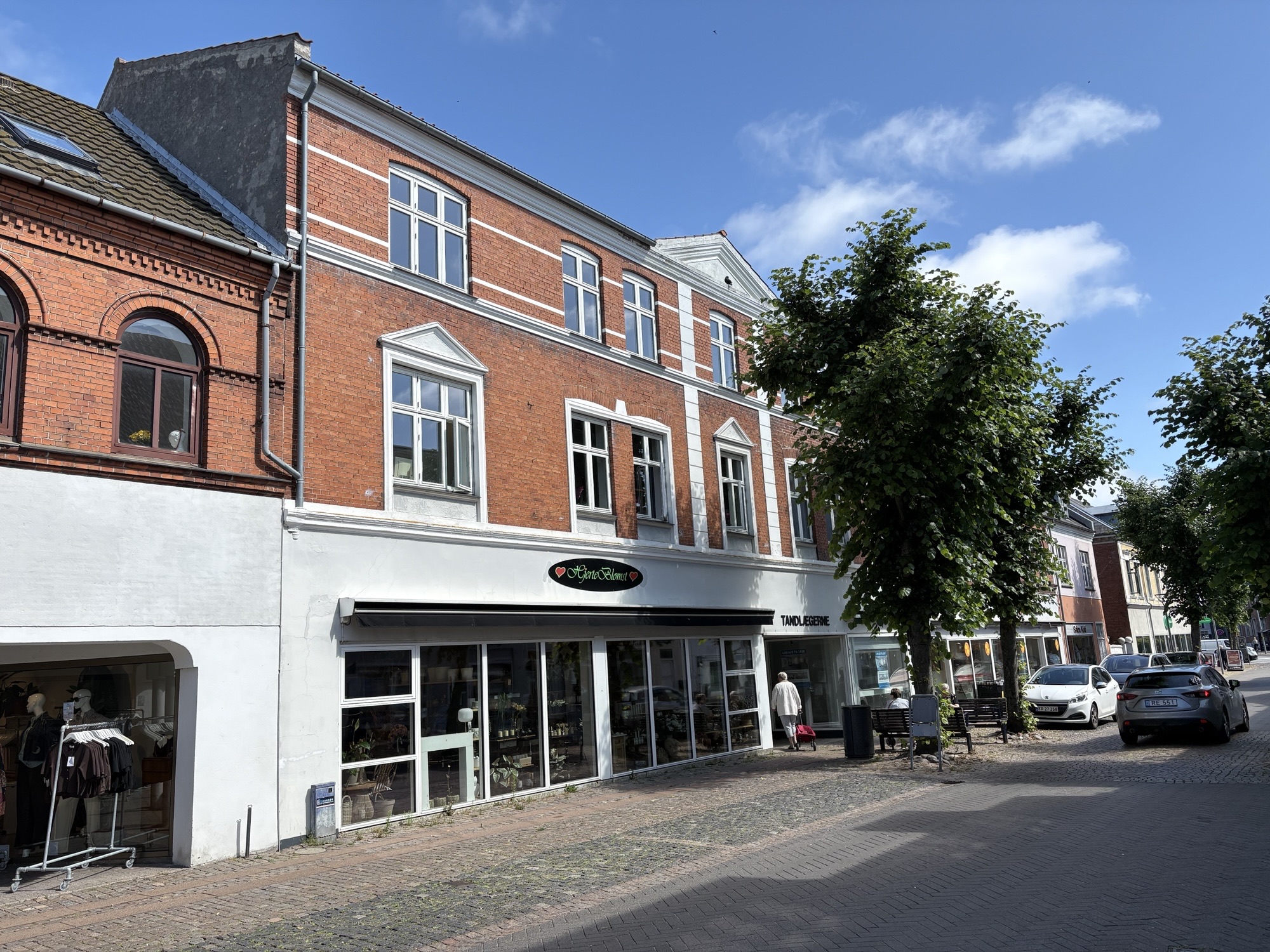 Lokal użytkowy, 681 m²