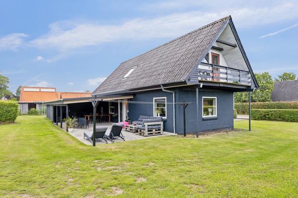 Bottrupvej 5, Ølsted Villa