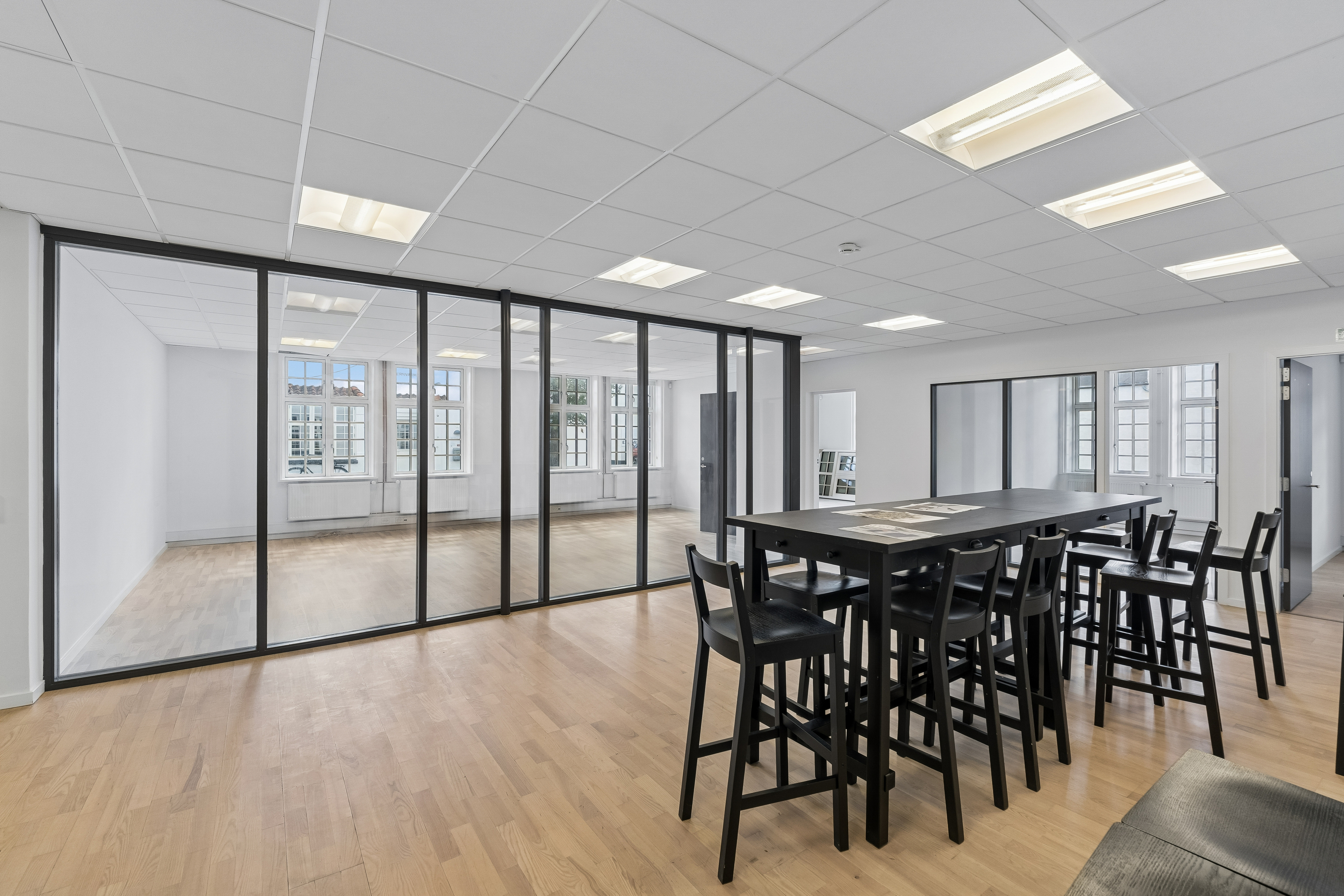 Commercial property, 505 m²