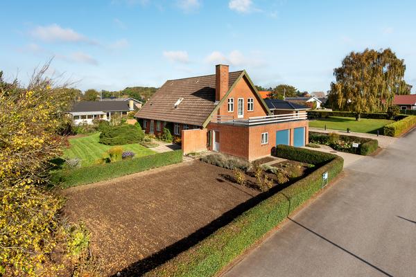 Agertoften 9, Hjordkær Villa