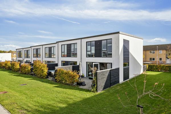 Søsvinget 138 Villa