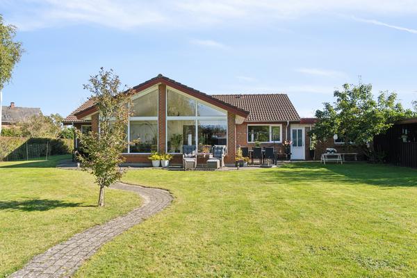 Gårsdalvej 14, Ravnstrup Villa