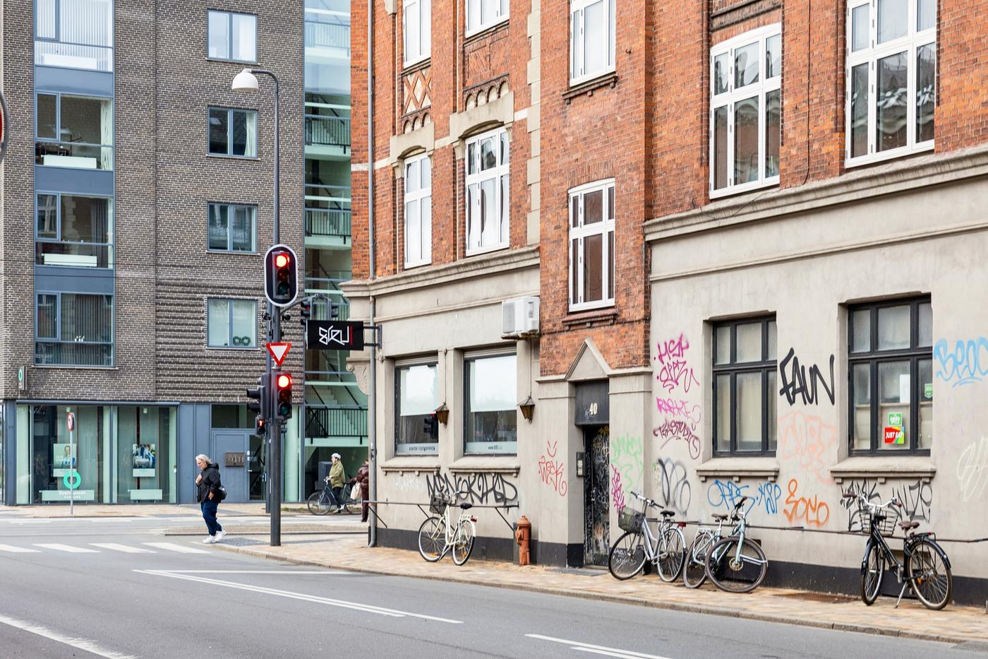 Synligt lejemål i markant ejendom billede 2