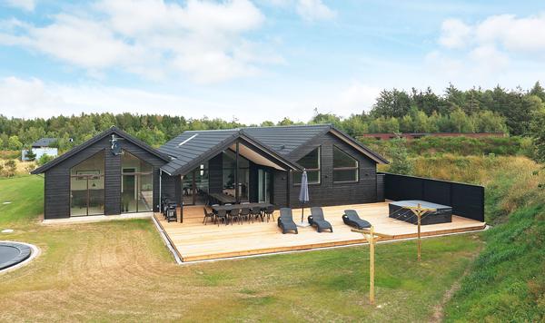 Bronzehøjen 13, Virksund Fritidshus