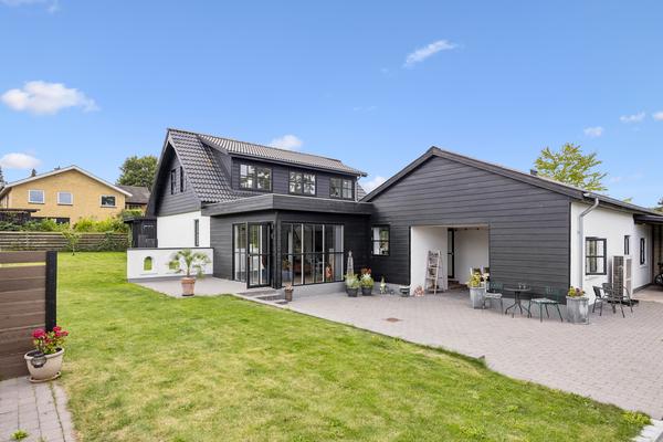 Møllerækken 13, Valløby Villa